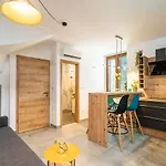 Apartman Stone Oasis Vito