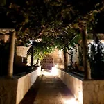 Stone Oasis Vito