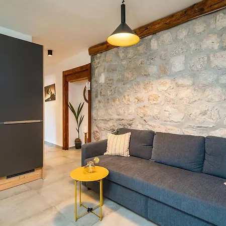 Stone Oasis Vito Apartment *