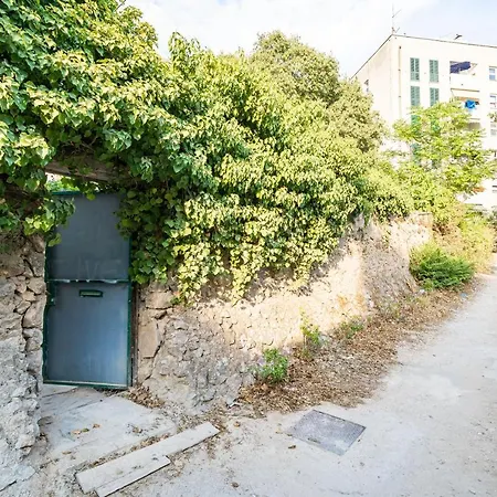 Stone Oasis Vito Apartment *