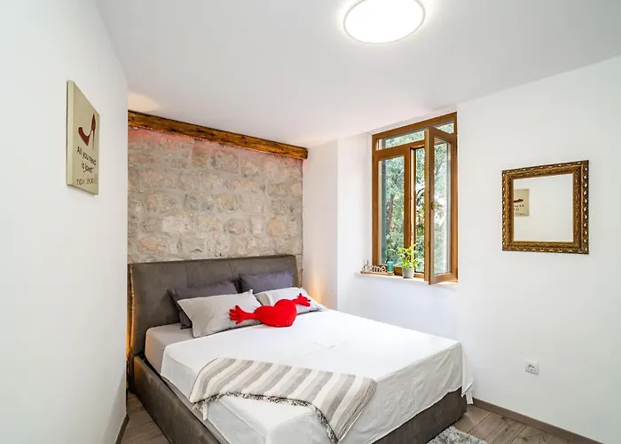 Stone Oasis Vito